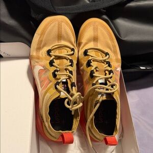 Nike Air VaporMax 2019 Box – Cream and Club Gold Accents